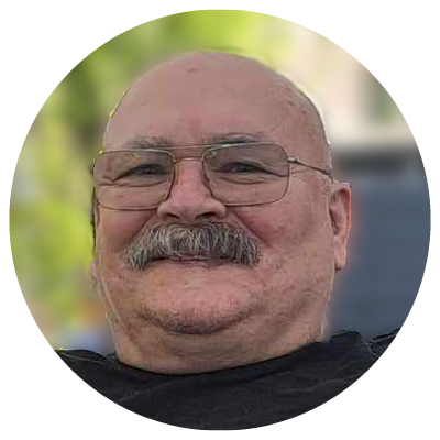 Fotografia, na której jest Adam Pietrasiewicz